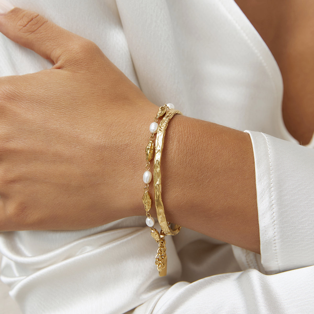 Arms Of Eve | Think Alike Store | Woodend – think alike store